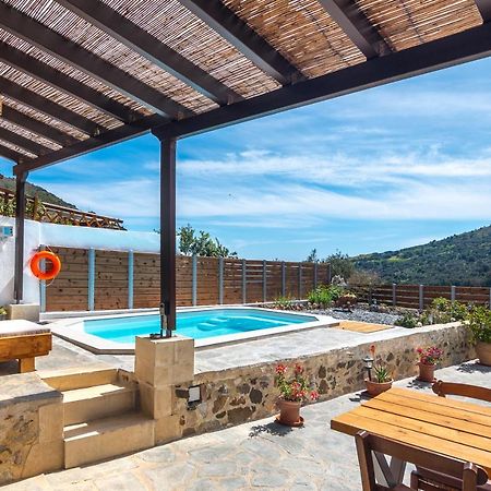 Villa Cosmakis Rodakino Esterno foto