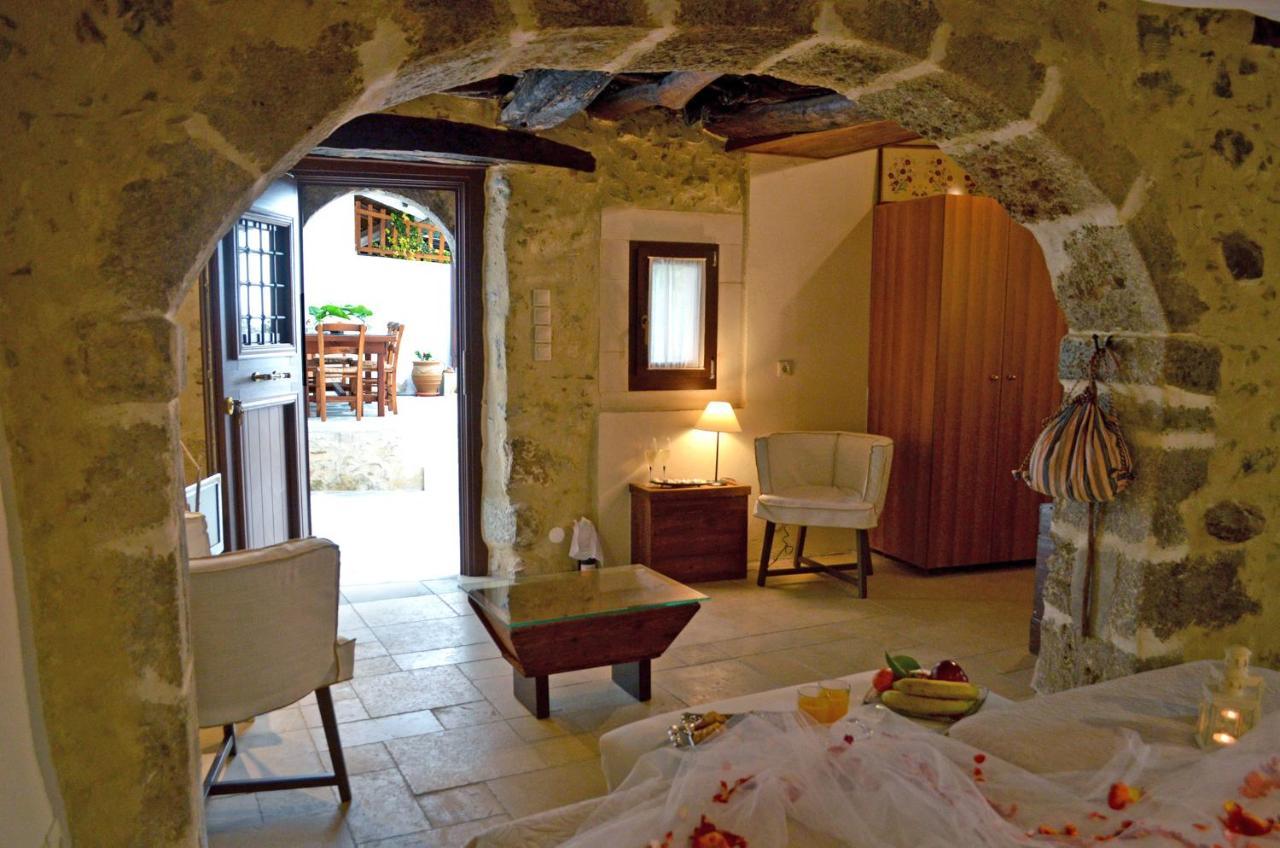 Villa Cosmakis Rodakino Esterno foto