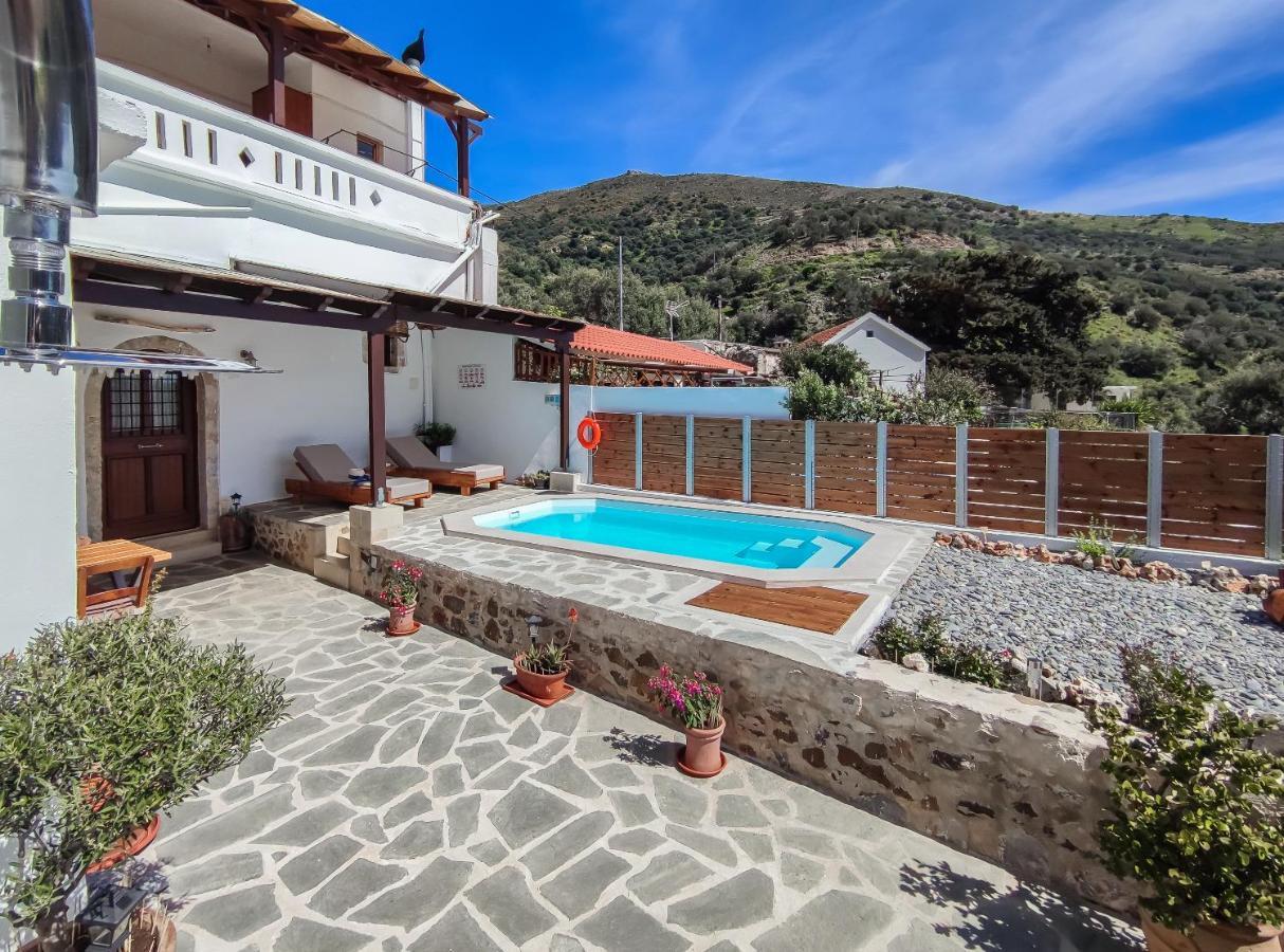 Villa Cosmakis Rodakino Esterno foto